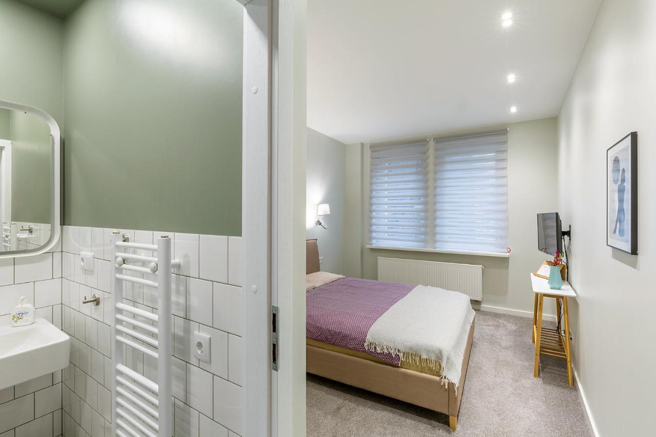 Art & Comfort Rooms Каунас Экстерьер фото