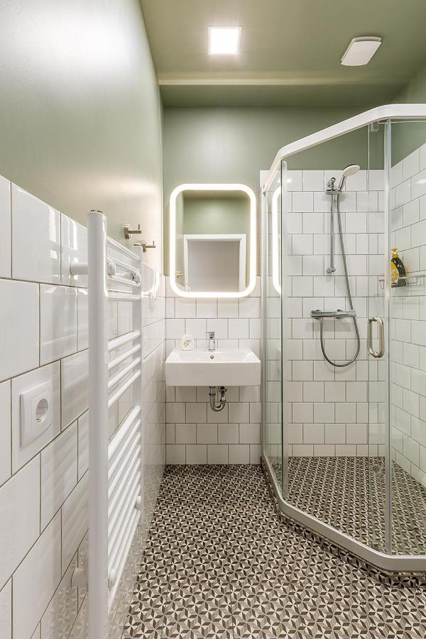 Art & Comfort Rooms Каунас Экстерьер фото